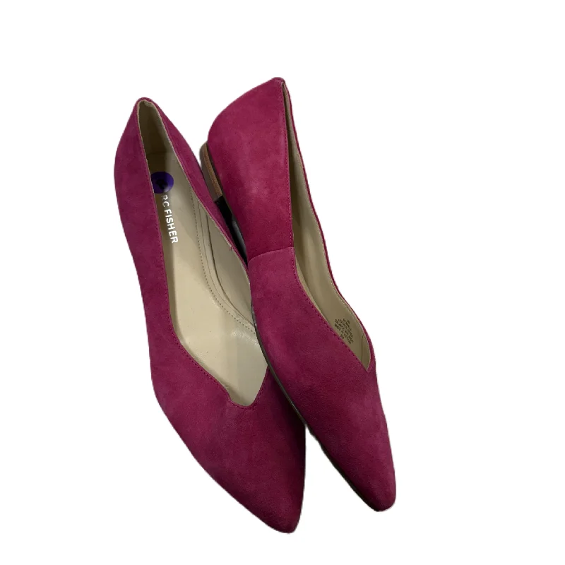 Flats with vented sole padding -Shoes Flats By Marc Fisher In Pink, Size: 8