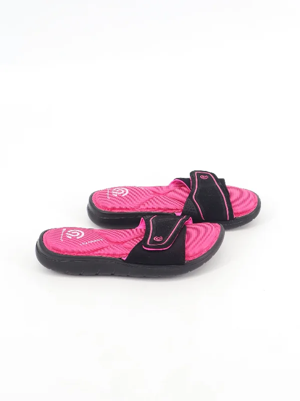 Slippers with short nap repose -Kids Girl's Brand Logo Printed Slippers,Black/Pink