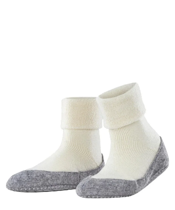 Slippers with evening nap hush -Cosyshoe Slippers in Off-White