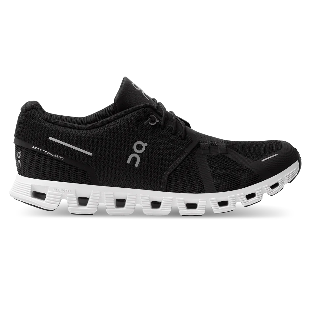 Running shoe with thick run seams -On Running Men's Cloud 5 Black / White