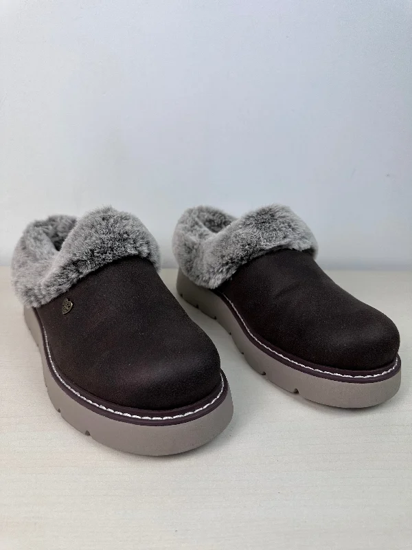 Slippers with eco nap repose -Slippers By Bobs In Brown