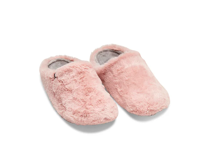 Slippers with old nap charm -Women's pink fluffy faux fur mule slippers, 100% recycled materials