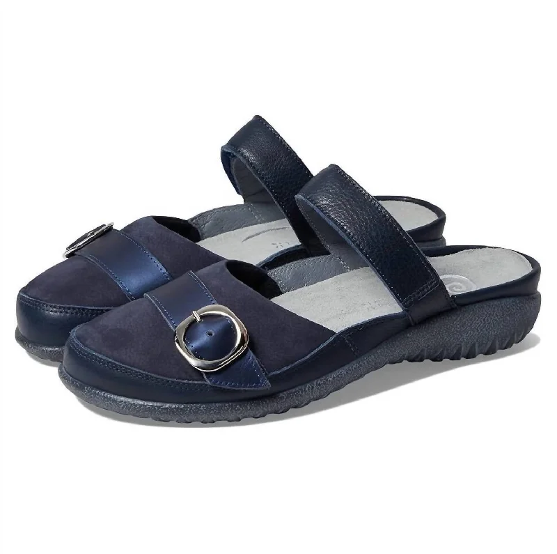 Slippers with poise for company -Women's Hongi Mule In Ink Leather/navy