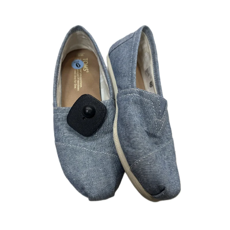 Flats with firm sole linings -Shoes Flats By Toms In Blue, Size: 6