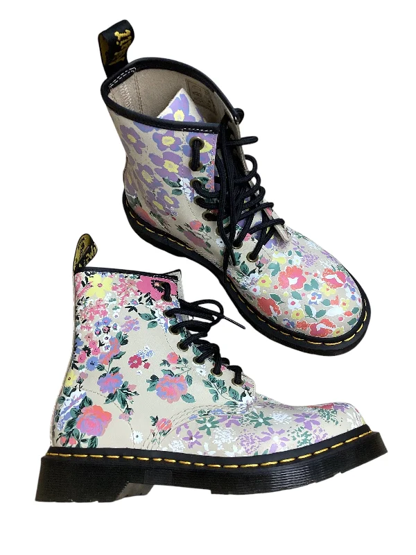 Flats for women with shallow arches -Boots Ankle Flats By Dr Martens In Floral Print, Size: 6