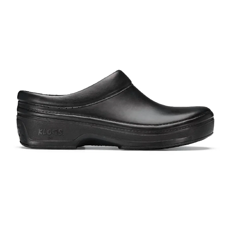 Slippers with thick nap fill -Women's Springfield Clog - Wide Width In Black