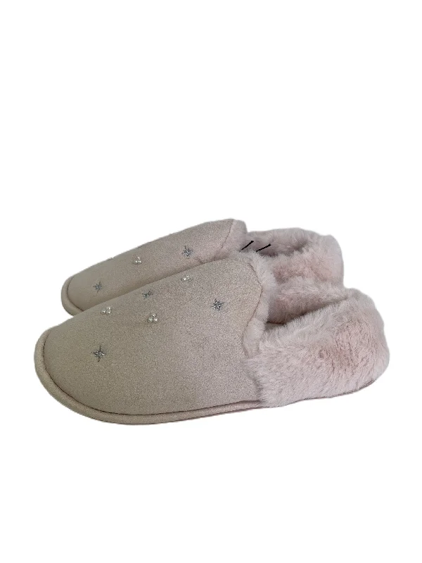 Slippers with wet nap grip -Slippers By Jessica Simpson In Pink