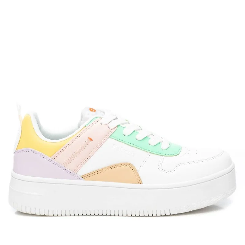 Women's sneakers