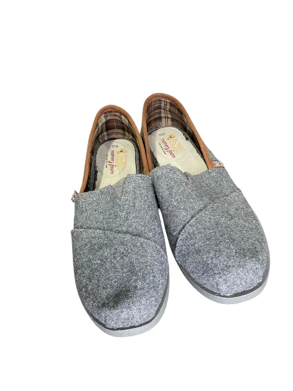 Flats for women with toe padding -Shoes Flats By Bobs In Grey, Size: 10