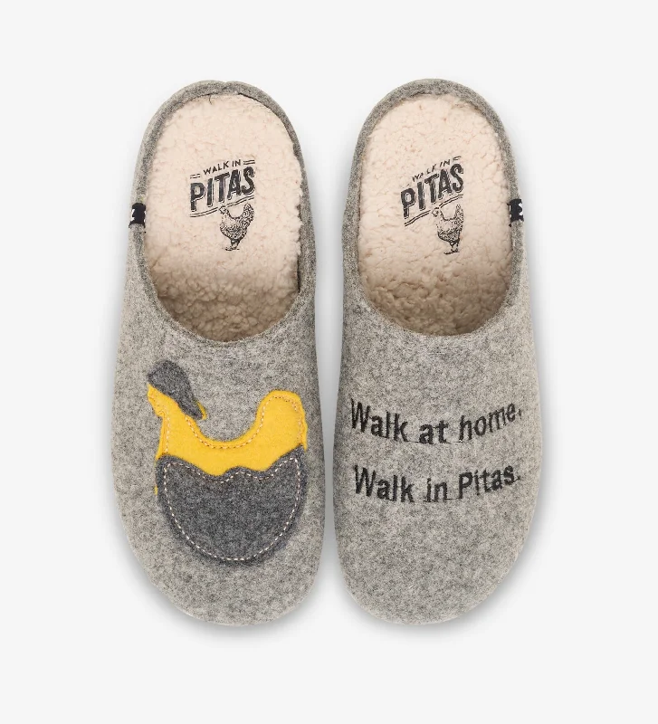 Slippers with loud nap weaves -Pitas chick wool mule slippers