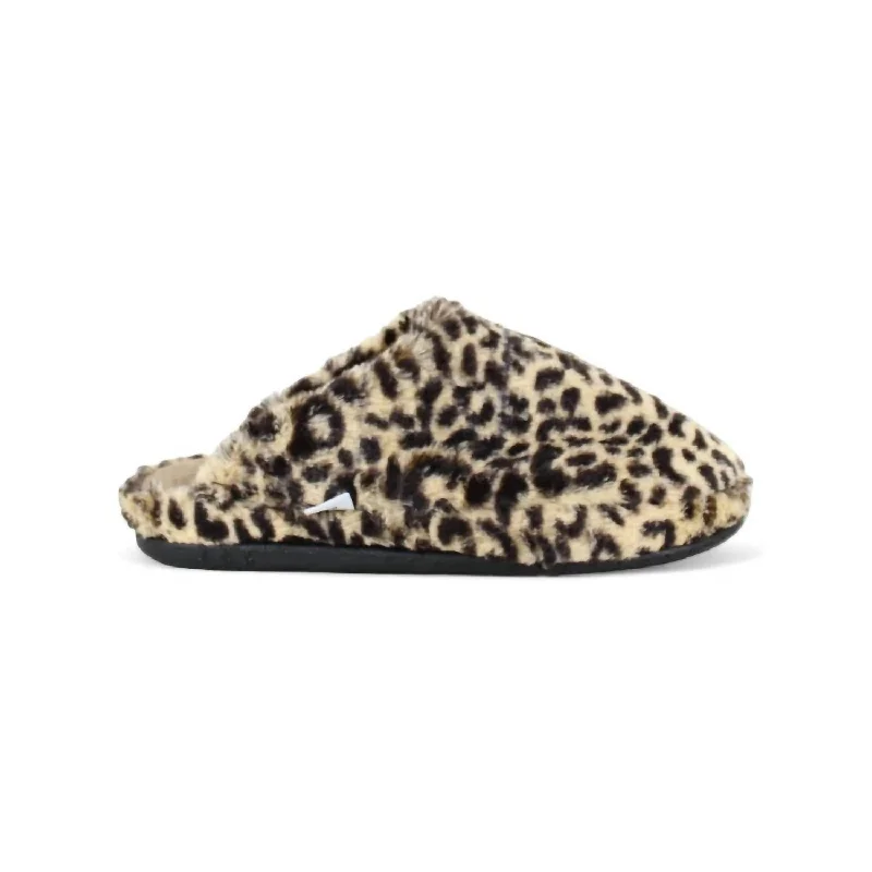 Slippers with quiet nap repose -Women's Leisure Slipper In Cheetah