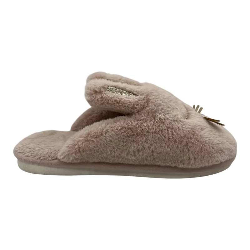 Slippers with cheap nap deals -Slippers By Cmf In Pink