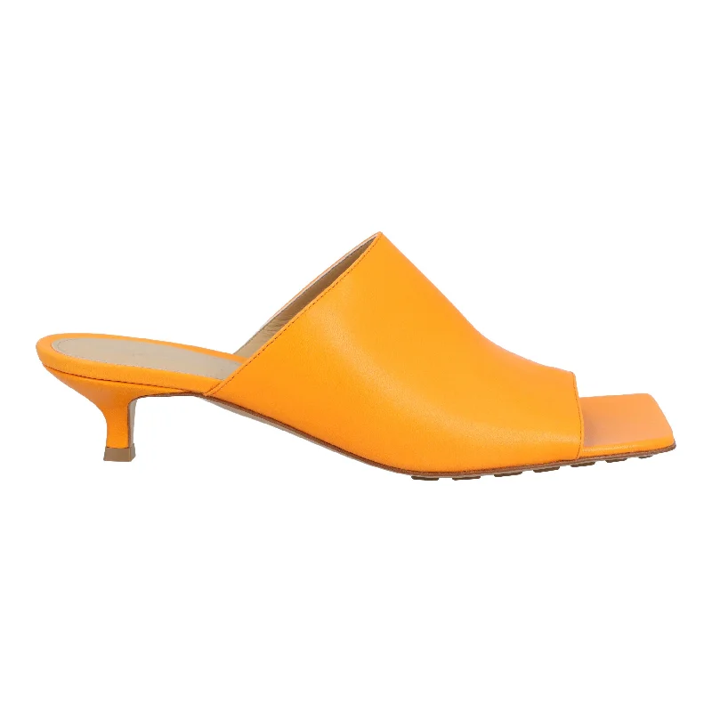 Slippers for home nap frolic -Bottega Veneta Stretch Mule orange